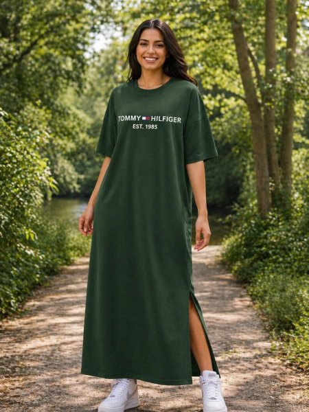 فستان تومي نص كم وطويل